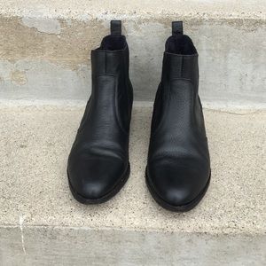 Gap Western Chelsea Boots