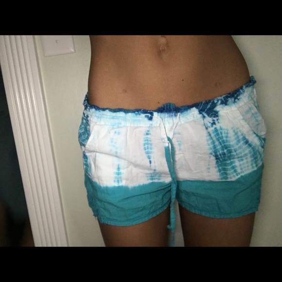 Roxy Pants - Roxy Ride the Tide Beach Shorts