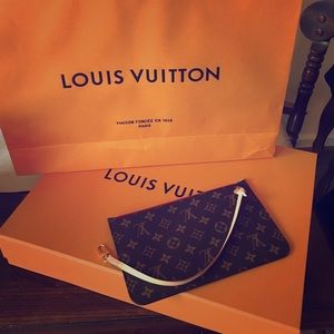 SOLD! Authentic Louis Vuitton Neverfull Pouch