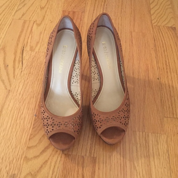 Enzo anciolini peep top pumps
