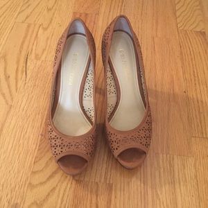 Enzo anciolini peep top pumps