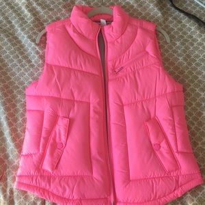 Neon pink puffy vest , new condition