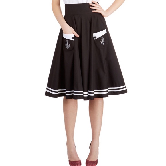 ModCloth Aweigh We Go Skirt Size L