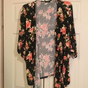 Black floral kimono
