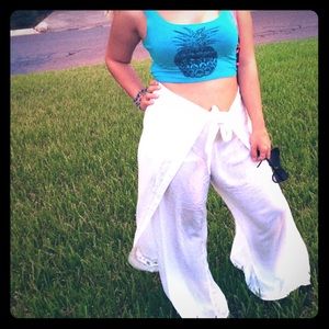 White high waisted pants