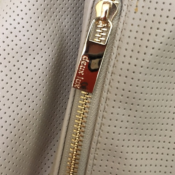 Backpack - Picture 3 of 3