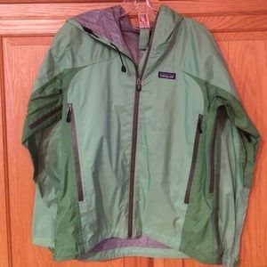 ☔️☔️ Patagonia women's rain jacket