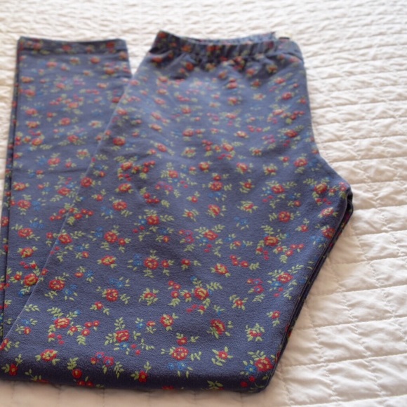 Peek Flower Leggings
