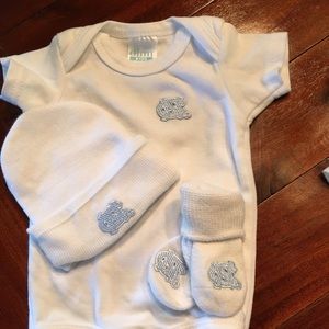UNC newborn going home attire