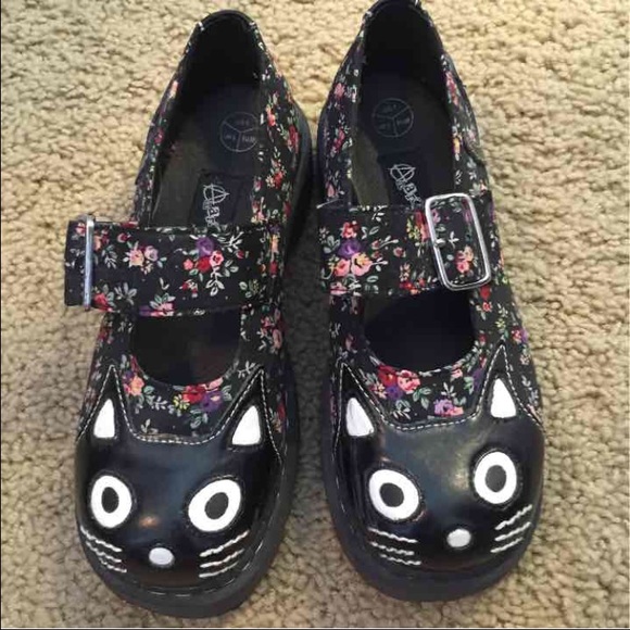 Floral cat creeper shoes