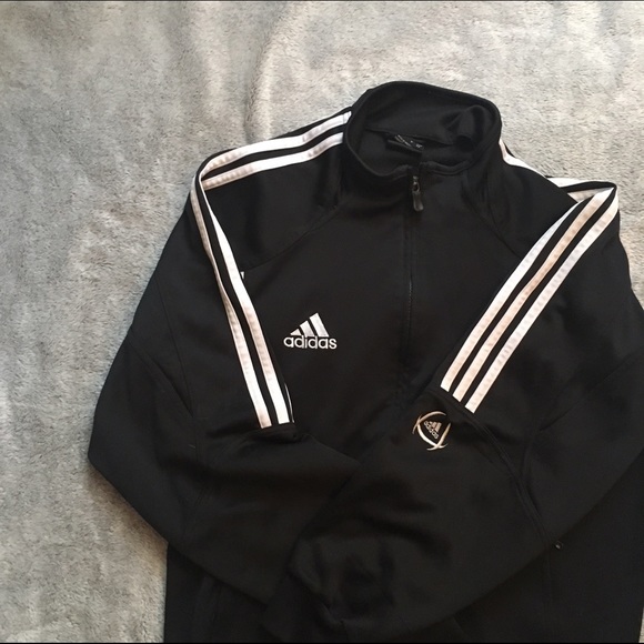 ✨Adidas Track Jacket✨