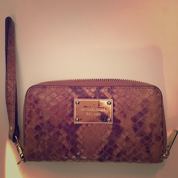 MK wallet/wristlet