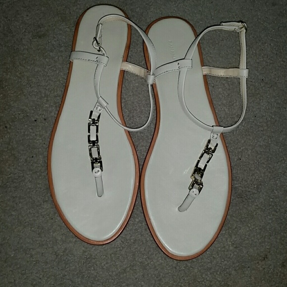 Banana Republic Shoes - Banana Republic leather thong sandal