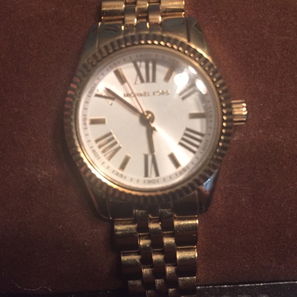 Beautiful gold Michael Kors watch! main image 4