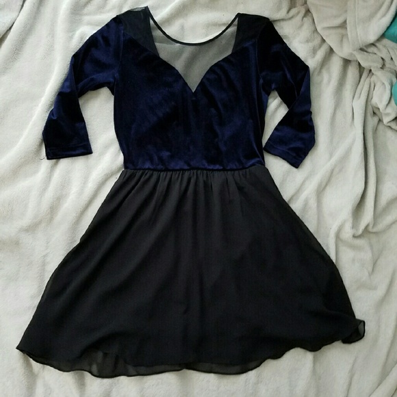 H&M Dresses & Skirts - H&M Blue Velvet Skater Dress