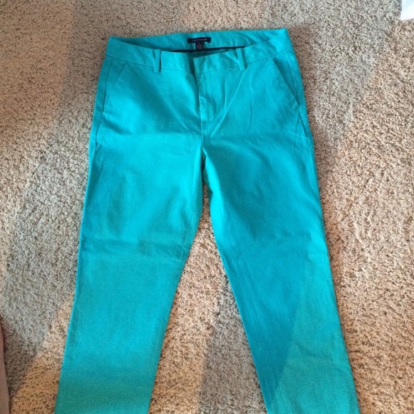 Turquoise capris