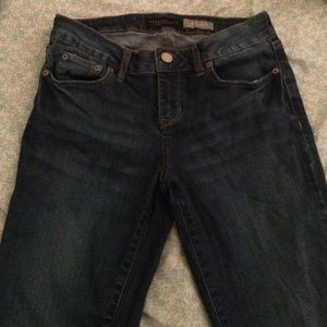 Medium wash Aeropostale jeggings