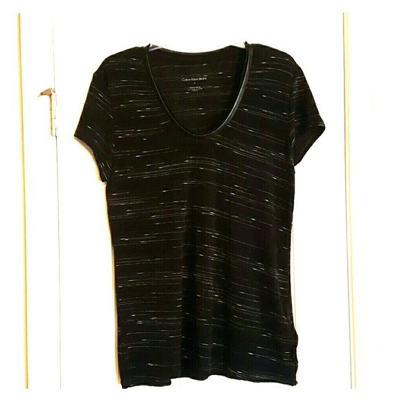 NWOT Calvin Klein top