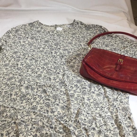 Floral Blouse sold - Picture 4 of 5