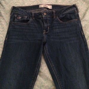 Medium wash Hollister skinny jeans