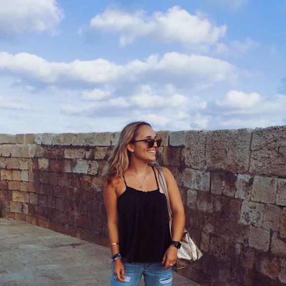Meet your Posher, Bianca