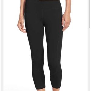 Cropped leggings from PINK