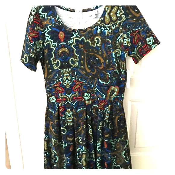 LuLaRoe Amelia