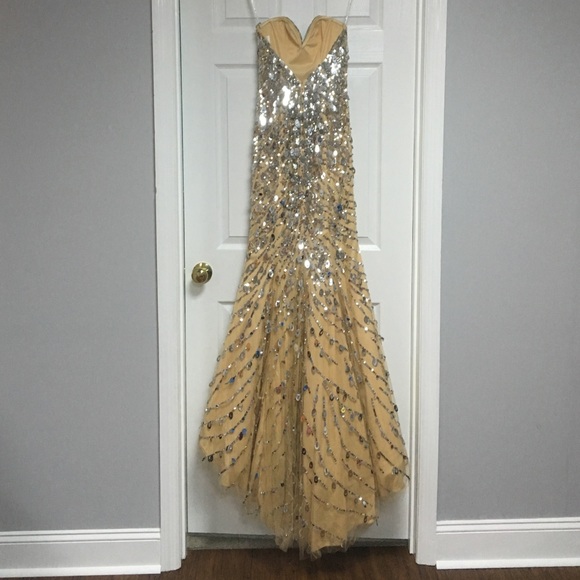 Perfect All Sequin Gown w/ garment bag - Picture 3 of 6