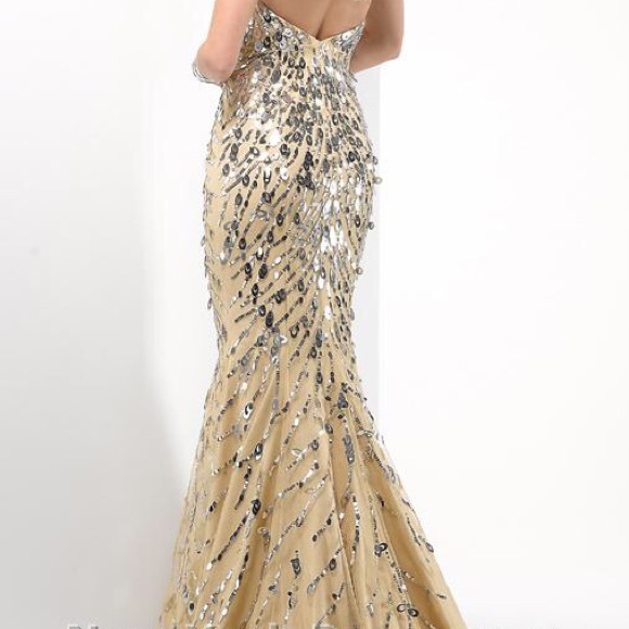 Perfect All Sequin Gown w/ garment bag - Picture 5 of 6