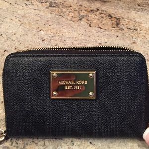 Michael Kohrs wallet/card holder