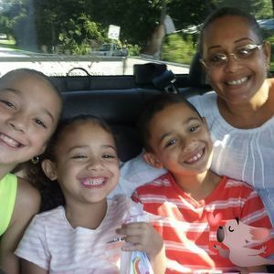 Meet your Posher, Jeannette