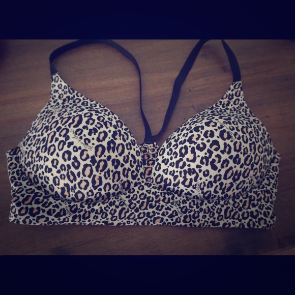 VS lightly lined plunge bra