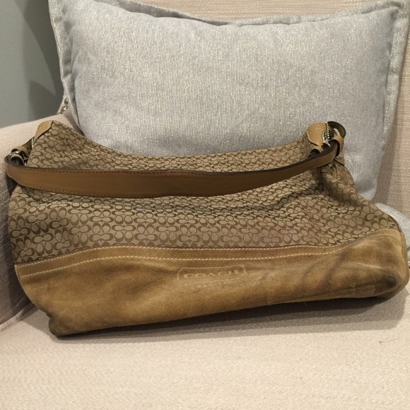 Coach bucket bag - Picture 1 of 2