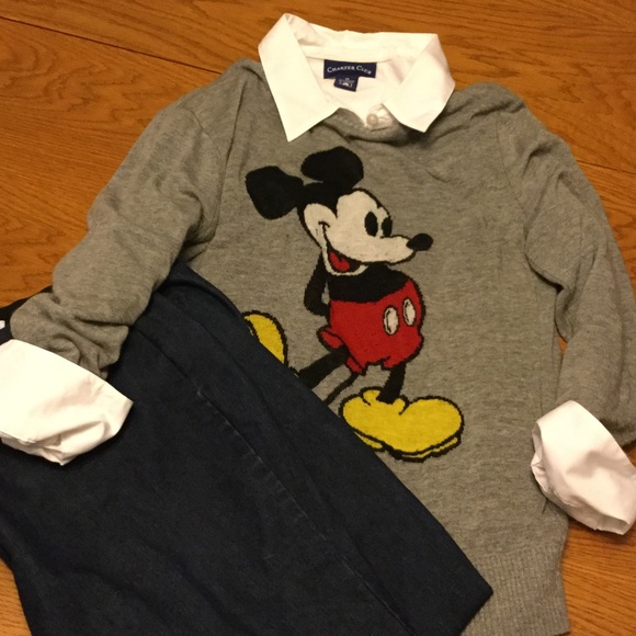 Disney Sweaters - HURRICANE SALE☔️Disney Mickey Mouse Sweater