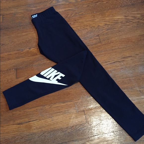 NIKE medium women's leggings