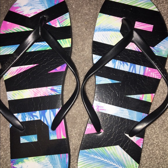 Victoria's Secret pink flip flops