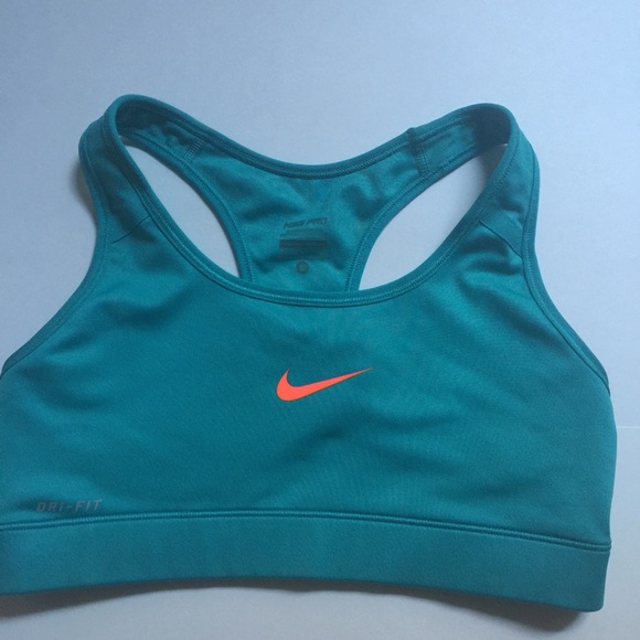 Nike sports bra