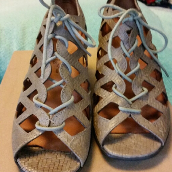 Heeled sandals