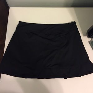 Lola black ruffled Tennis skirt