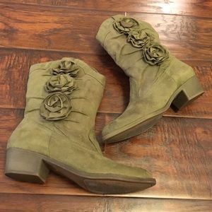 Kensie Girl Suede Boots