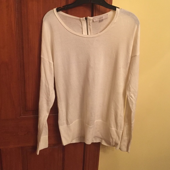 NWT Ann Taylor Sweater *Damage*