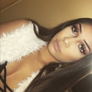 Meet your Posher, Farrah