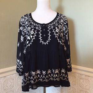 Free People top - never worn!! Size Medium