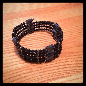 Magnetic bracelet/necklace