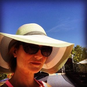 Meet your Posher, Erin