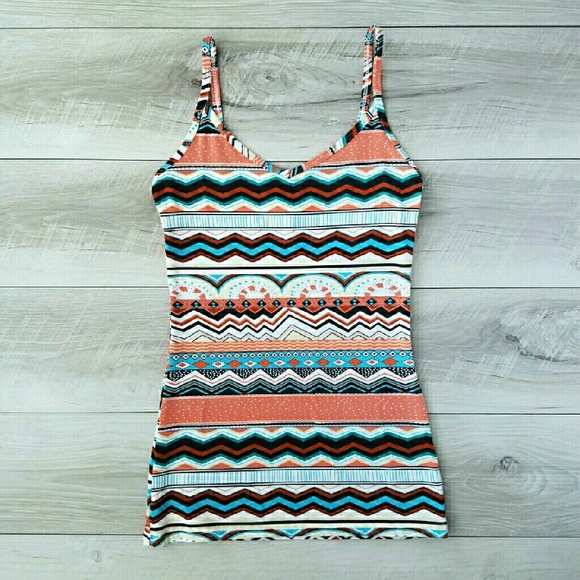 Tribal Print V-neck Tank - Picture 1 of 3