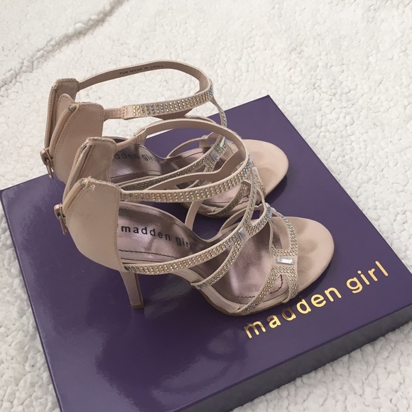 madden girl Digitize Blush STN sandal - Picture 2 of 4