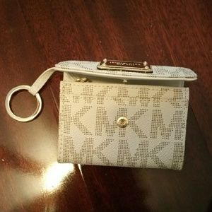 MK logo ID wallet