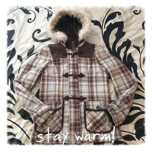 Cute Billabong Plaid Coat!❤️