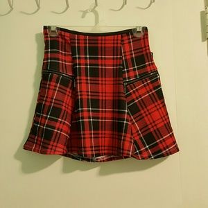 Stoosh Plaid Red Skirt - New with tags